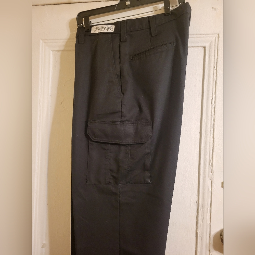 Cintas Comfort Flex Men's Black Cargo Pants